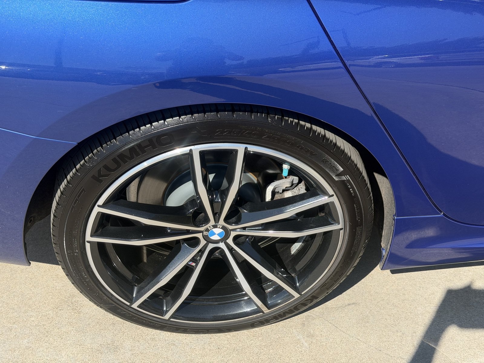 Used 2021 BMW 330i Sedan w/ M Sport Package RWD image 14