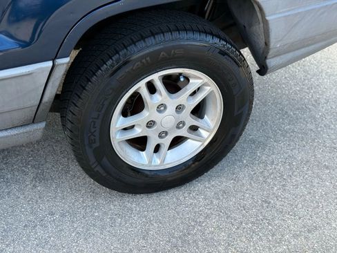 Used 2002 Jeep Grand Cherokee Laredo image 28