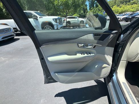 Certified 2025 Volvo XC90 B5 Plus w/ Protection Package Premier AWD/4WD image 26