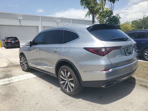 Certified 2025 Acura MDX FWD w/ Technology Package image 7
