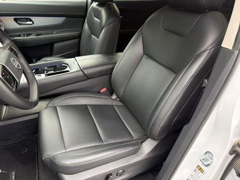 Certified 2025 Nissan Murano SL AWD/4WD image 19
