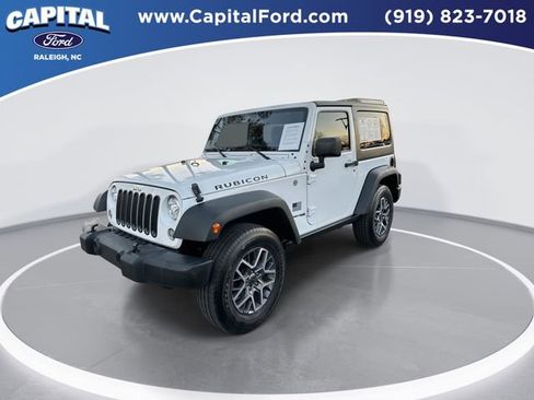 Used 2018 Jeep Wrangler Rubicon w/ Power Convenience Group image 4