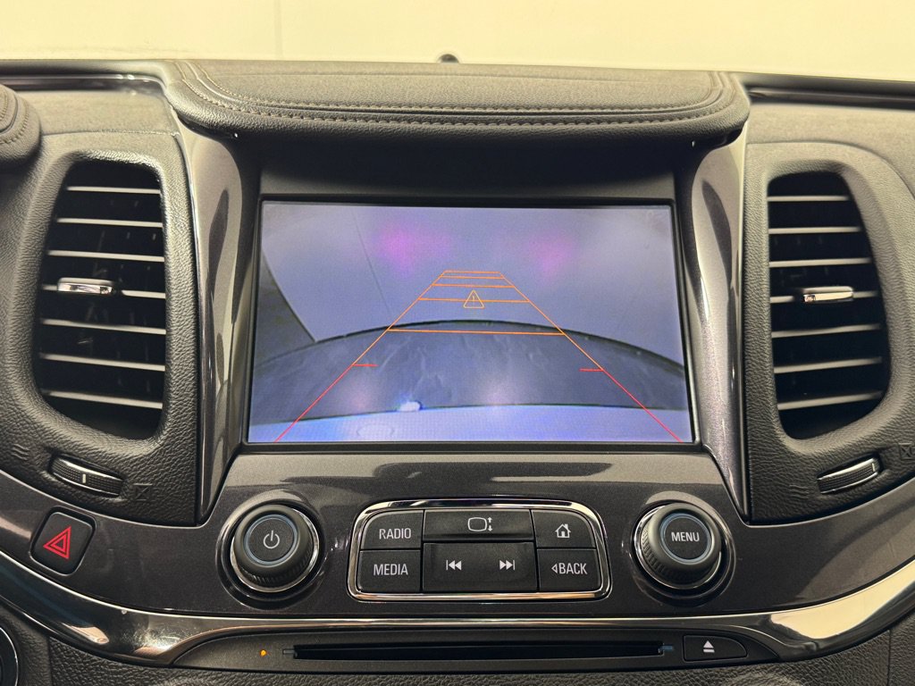 Used 2015 Chevrolet Impala LTZ FWD image 16