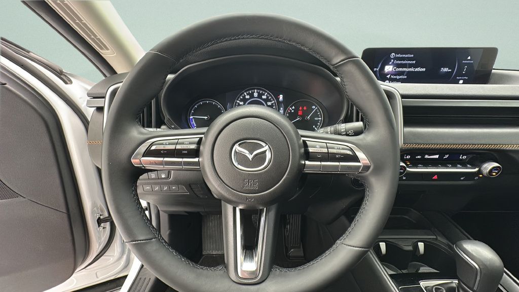 Used 2025 MAZDA CX-50 AWD 2.5 Hybrid w/ Premium Pkg image 16