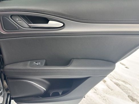 Used 2023 Alfa Romeo Stelvio Veloce image 51