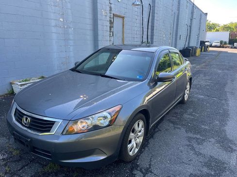 Used 2010 Honda Accord EX image 2