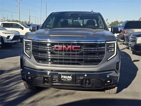New 2026 GMC Sierra 1500 SLT image 2