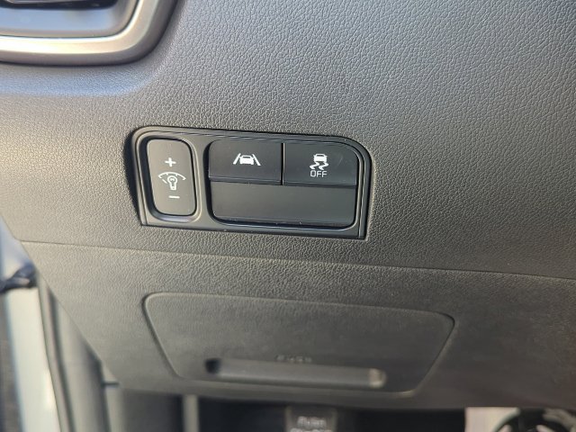 Used 2023 Kia Sorento LX AWD/4WD image 20