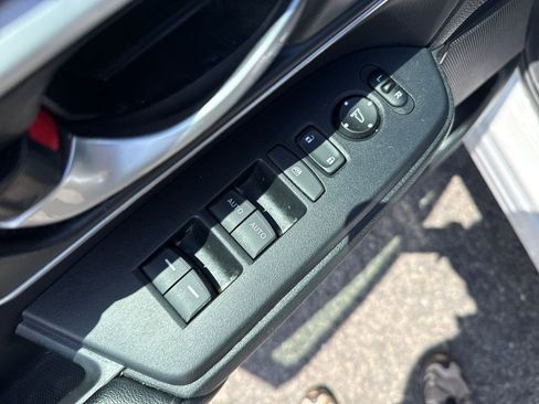 Used 2019 Honda CR-V EX-L image 12