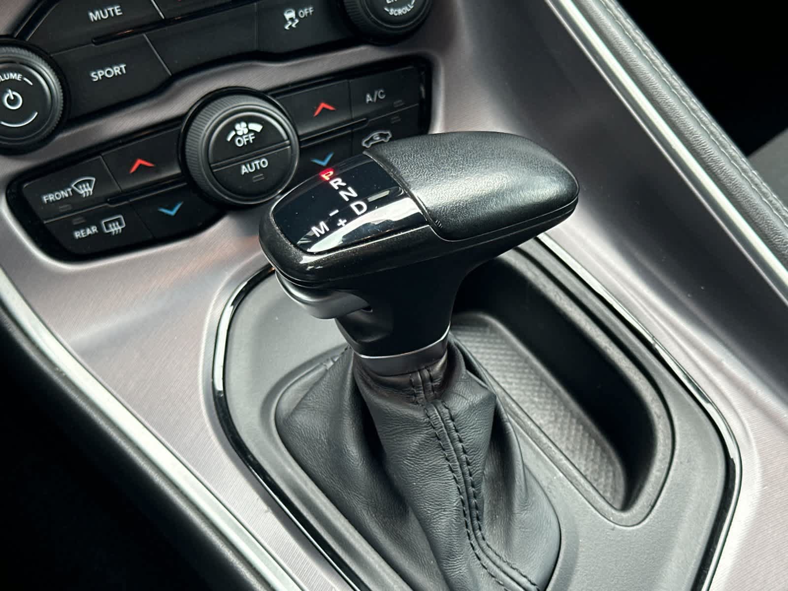 Used 2019 Dodge Challenger SXT w/ Blacktop Package RWD image 21