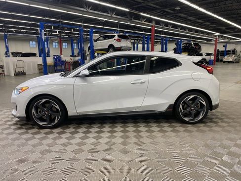 Used 2019 Hyundai Veloster Turbo image 8