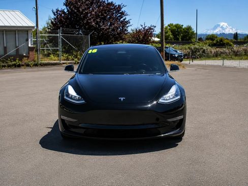 Used 2018 Tesla Model 3 Long Range AWD/4WD image 2