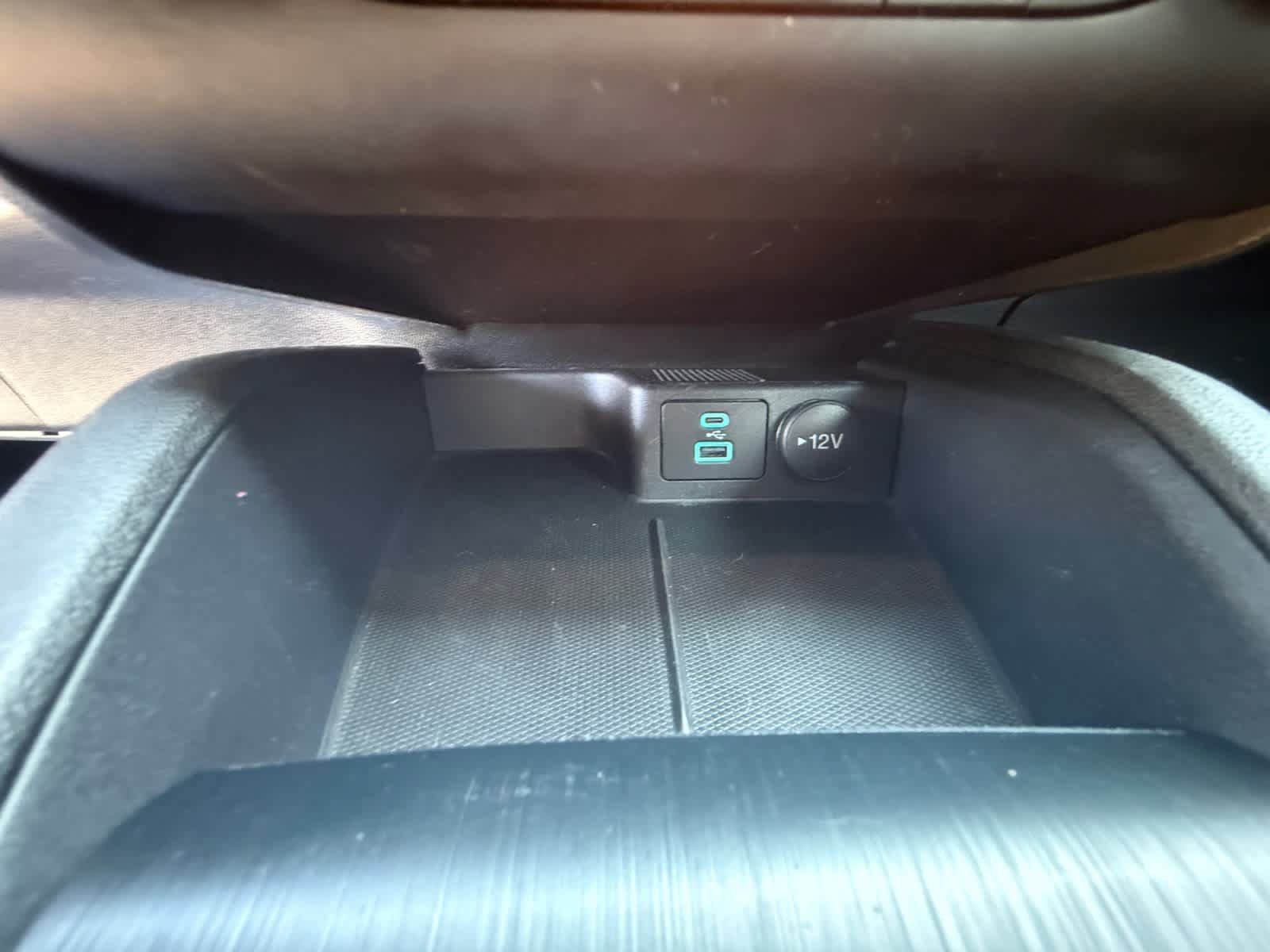Used 2023 Ford Escape Active AWD/4WD image 19
