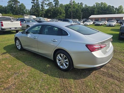 Used 2019 Chevrolet Malibu LT w/ Driver Confidence Package II FWD image 5