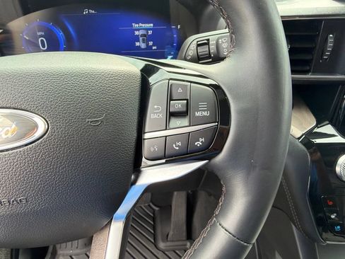 Certified 2022 Ford Explorer Platinum w/ Equipment Group 601A RWD image 28