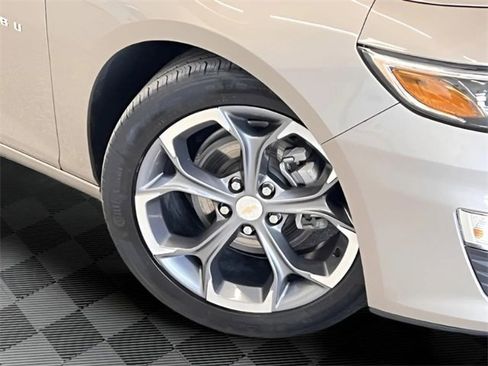 Certified 2024 Chevrolet Malibu LT image 28