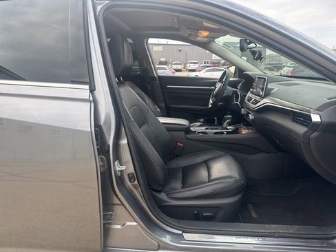 Used 2020 Nissan Altima 2.5 SL AWD/4WD image 11