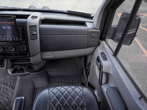 Used 2012 Mercedes-Benz Sprinter 3500 image 34
