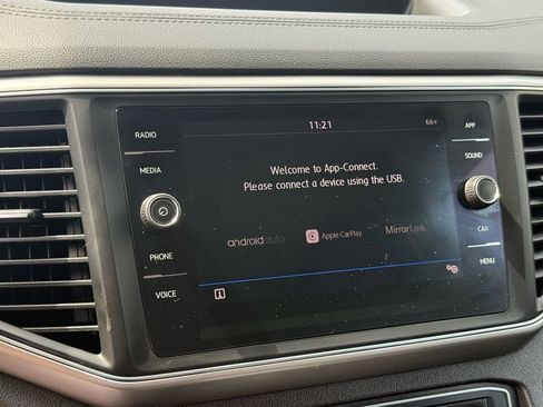 Used 2018 Volkswagen Atlas SE image 9