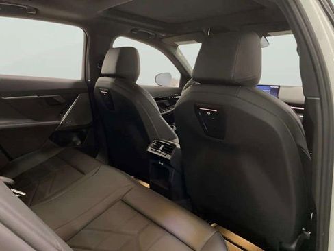 Used 2025 BMW 530i image 46