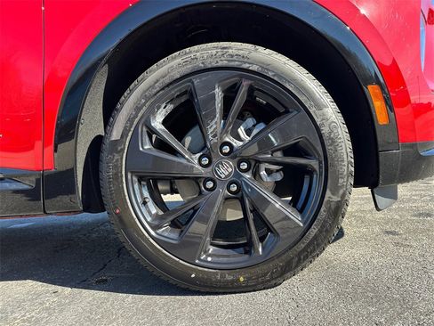 New 2025 Buick Envision Sport Touring image 13