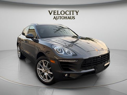 Used 2017 Porsche Macan S AWD/4WD image 1