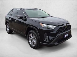 Used 2025 Toyota RAV4 XLE w/ Weather Package AWD/4WD video 3