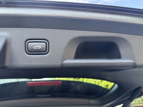 Used 2025 Hyundai Palisade SEL FWD image 13