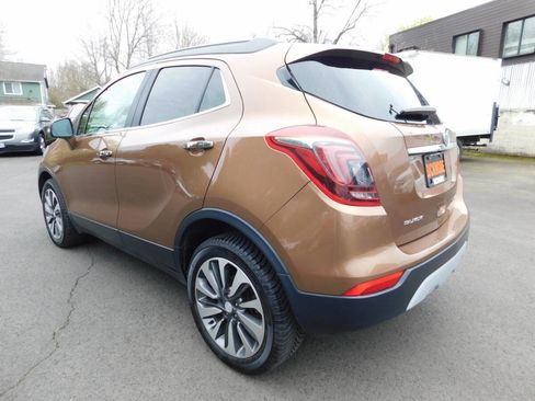 Used 2017 Buick Encore Essence FWD image 3