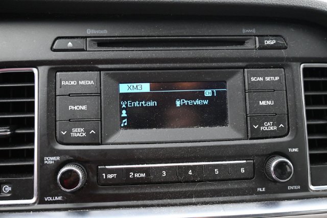 Used 2015 Hyundai Sonata SE FWD image 12
