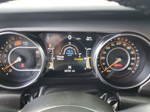Used 2023 Jeep Wrangler Unlimited Sport AWD/4WD image 12