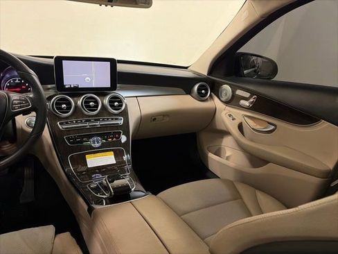 Used 2015 Mercedes-Benz C 300 4MATIC Sedan image 32
