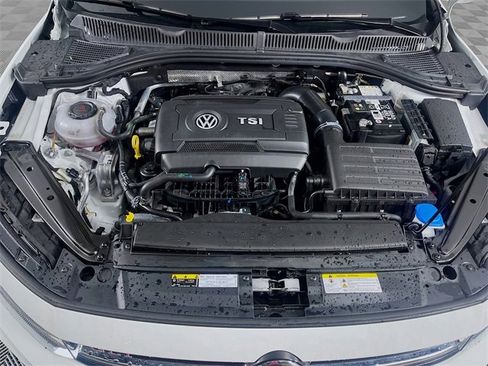 Used 2025 Volkswagen Jetta GLI Autobahn image 31