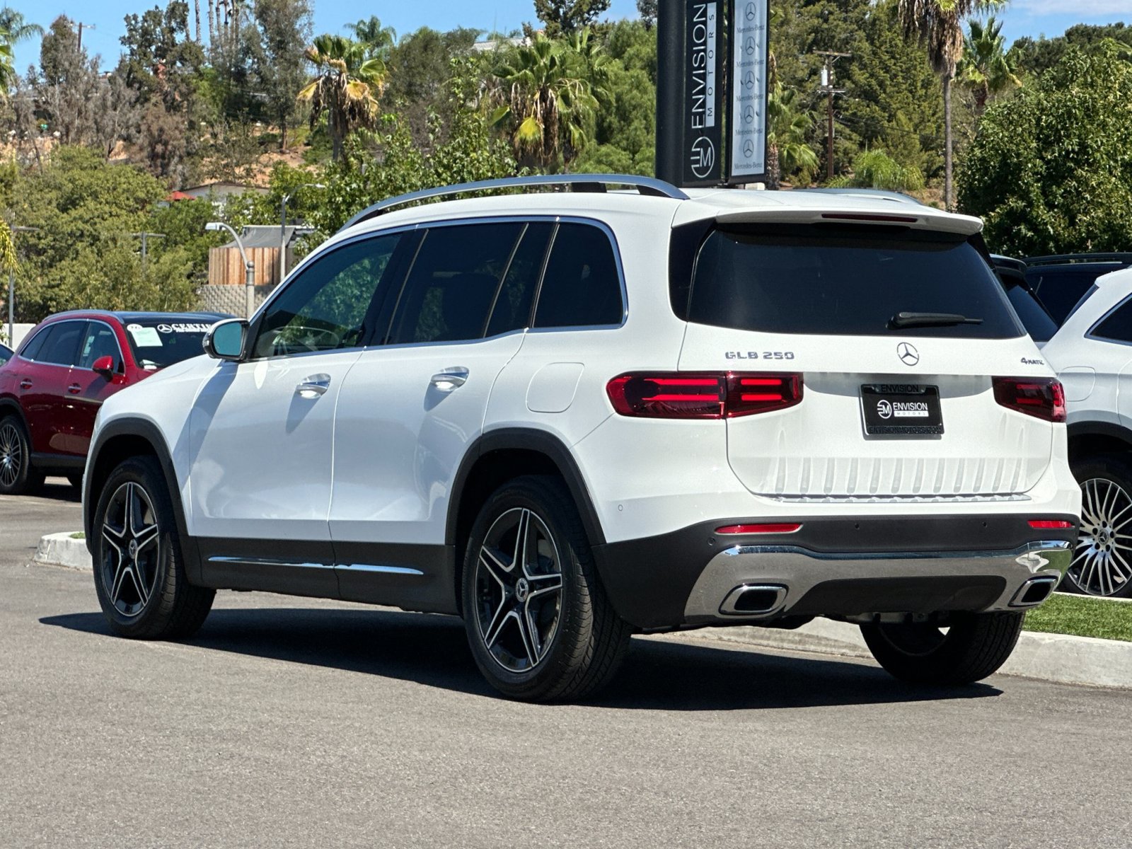 Certified 2026 Mercedes-Benz GLB 250 4MATIC image 5
