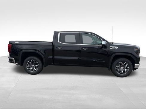 New 2026 GMC Sierra 1500 SLE w/ Preferred Package AWD/4WD image 8