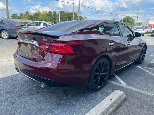 Used 2017 Nissan Maxima SR w/ Midnight Edition FWD image 6