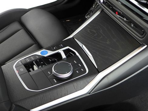 Used 2023 BMW i4 eDrive35 w/ Premium Package RWD image 15