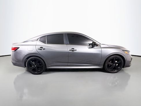Used 2024 Nissan Sentra SR image 11