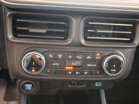 Used 2023 Ford Maverick Lariat w/ Lariat Luxury Package AWD/4WD image 27