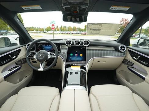 Certified 2026 Mercedes-Benz GLC 300 4MATIC image 19