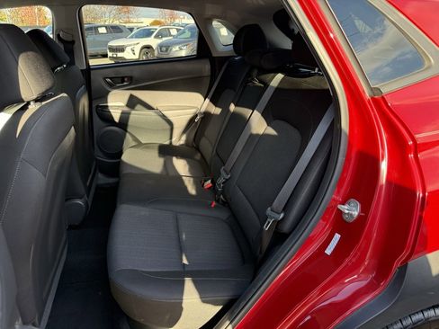 Used 2022 Hyundai Kona SEL image 34