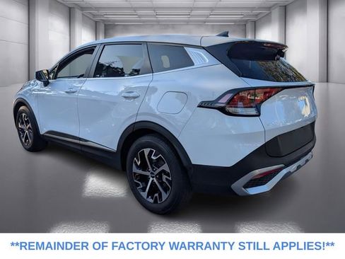 Used 2024 Kia Sportage EX image 7