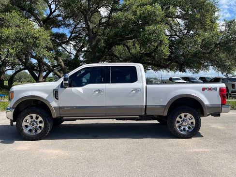 Used 2019 Ford F250 King Ranch w/ King Ranch Ultimate Package AWD/4WD image 8