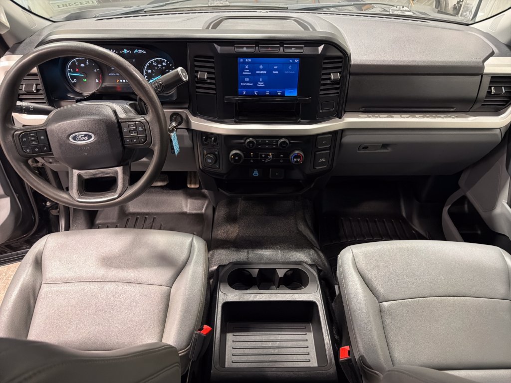 Used 2024 Ford F450 XLT AWD/4WD image 4