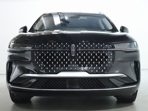 Certified 2024 Lincoln Nautilus Reserve w/ Equipment Group 202A image 6