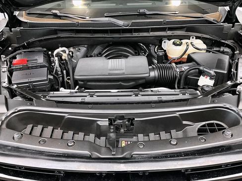 Used 2022 GMC Yukon SLE w/ Gmc Pro Safety Plus Package image 29