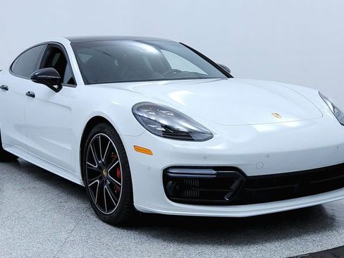 Used 2019 Porsche Panamera Turbo image 7
