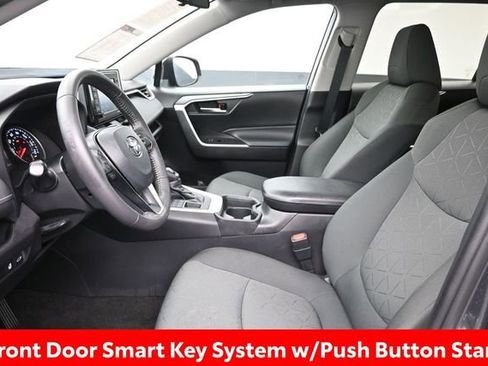 Used 2021 Toyota RAV4 XLE w/ Convenience Package AWD/4WD image 15