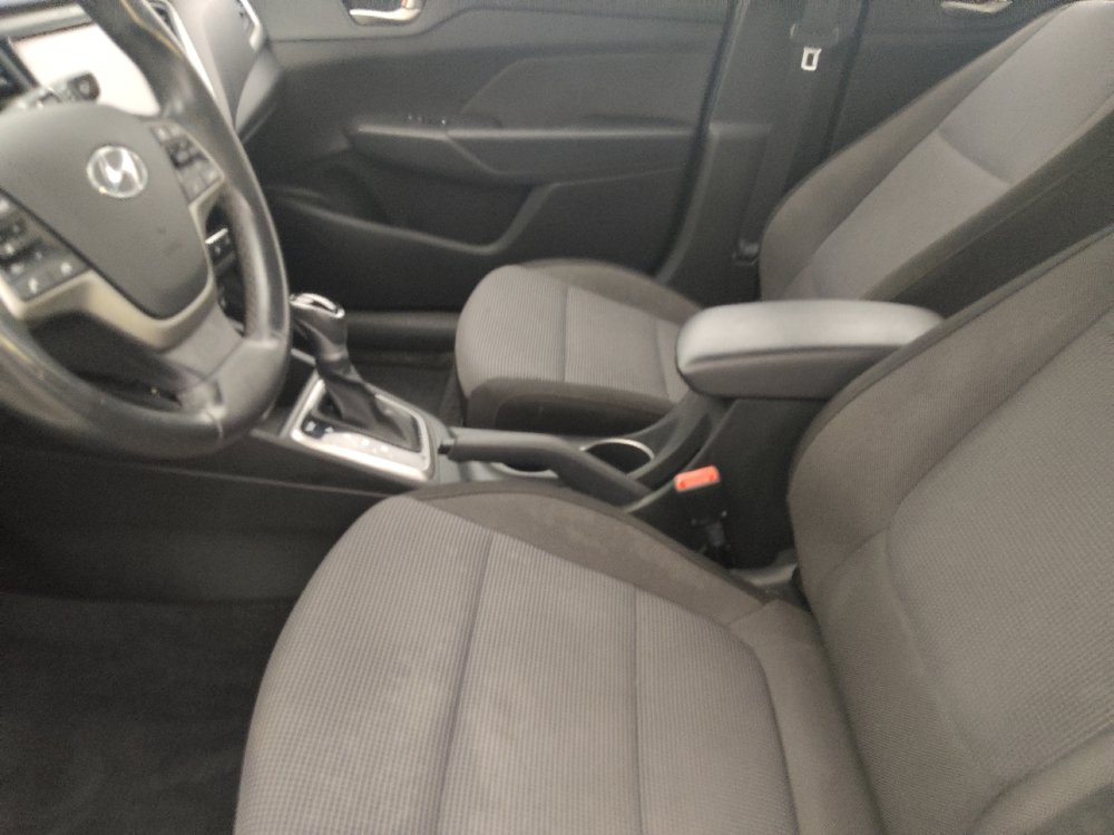 Used 2020 Hyundai Accent Limited FWD image 17