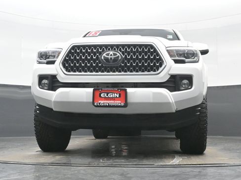 Used 2018 Toyota Tacoma TRD Sport image 27